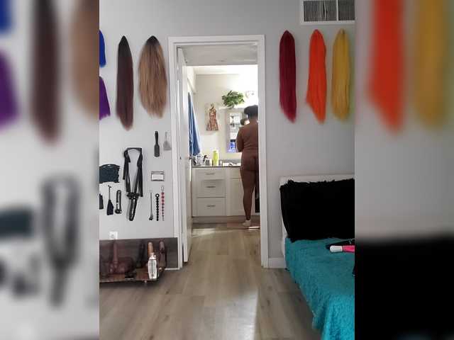 QueenAnitaDix