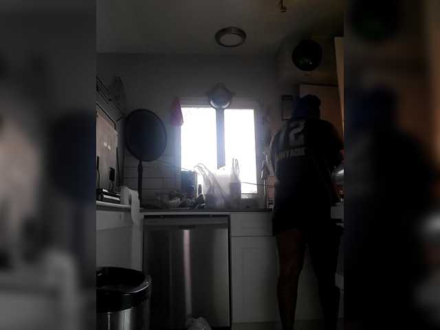 QueenAnitaDix