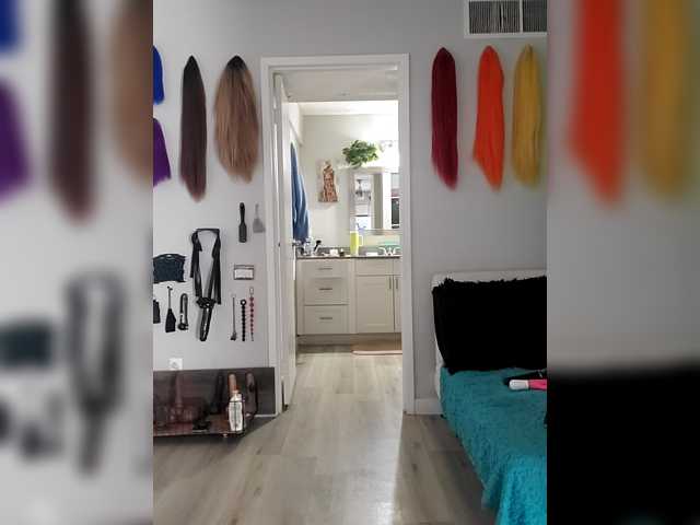 QueenAnitaDix