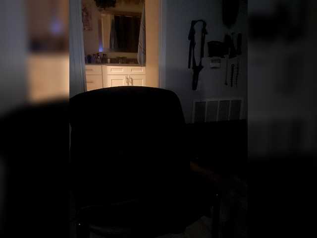 QueenAnitaDix