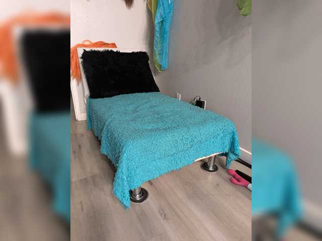 QueenAnitaDix