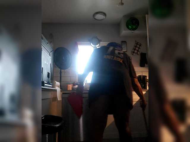 QueenAnitaDix