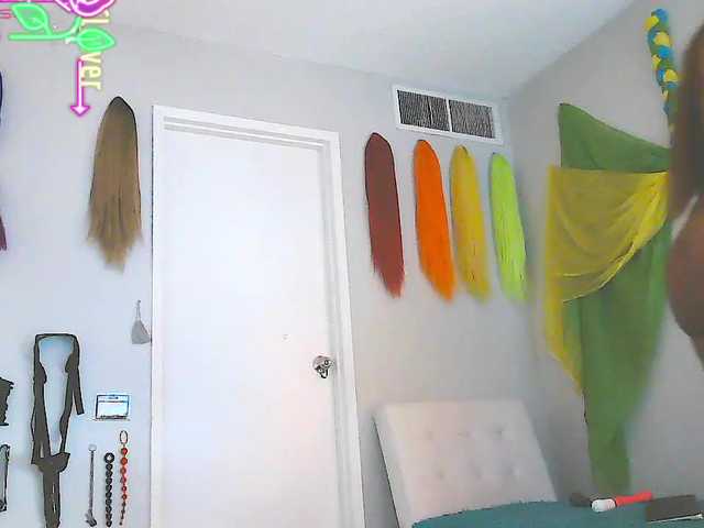 QueenAnitaDix live cam on BongaCams