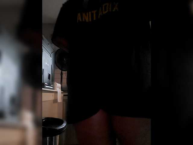 QueenAnitaDix