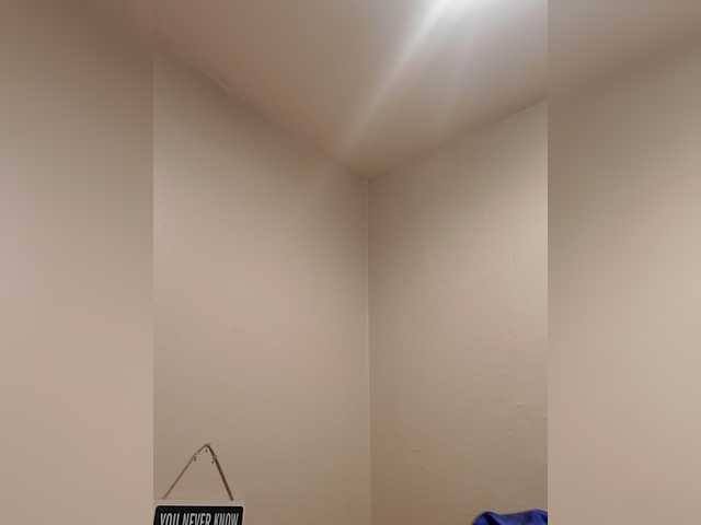 QueenAnitaDix live cam on BongaCams