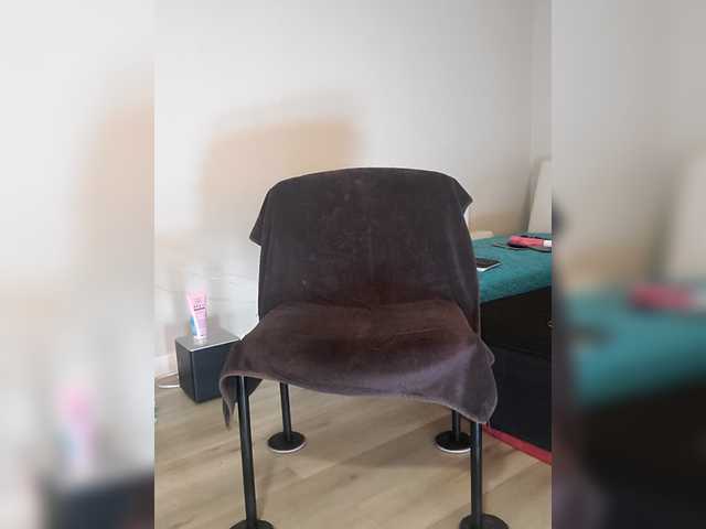 QueenAnitaDix