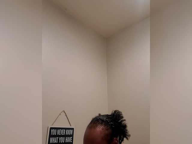 QueenAnitaDix live webcam show