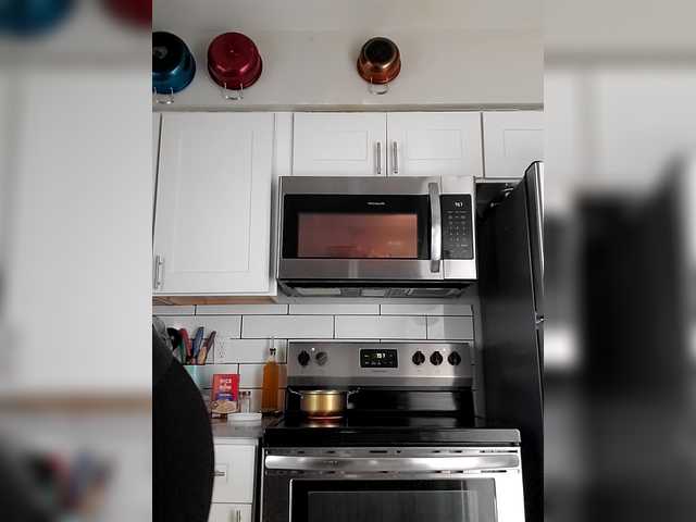 QueenAnitaDix's BongaCams show and profile