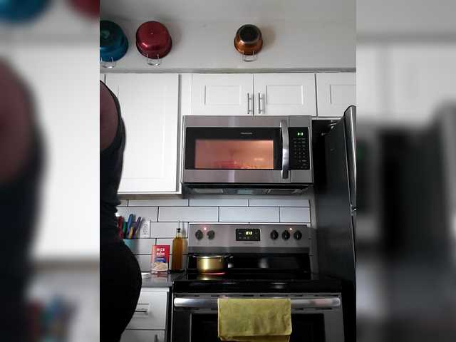 QueenAnitaDix's BongaCams show and profile