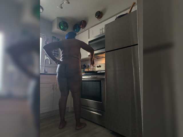 QueenAnitaDix