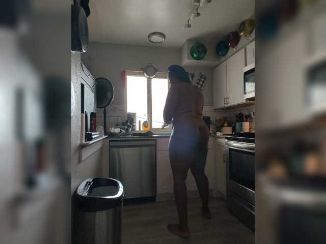 QueenAnitaDix