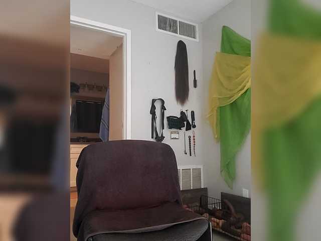 QueenAnitaDix live cam on BongaCams