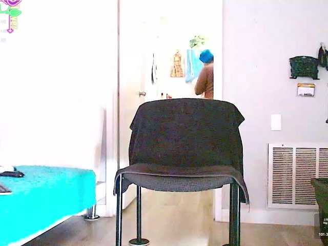 QueenAnitaDix