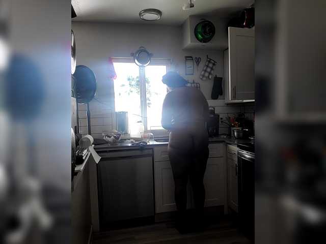 QueenAnitaDix