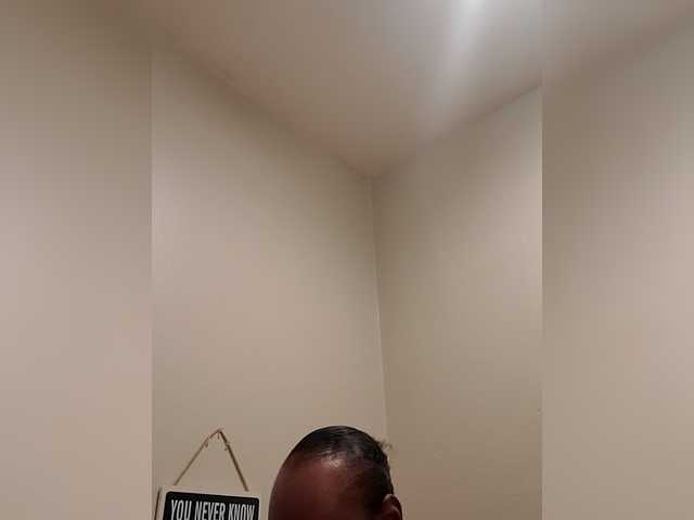 QueenAnitaDix live cam