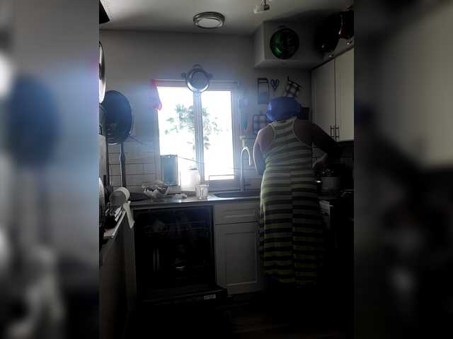 QueenAnitaDix