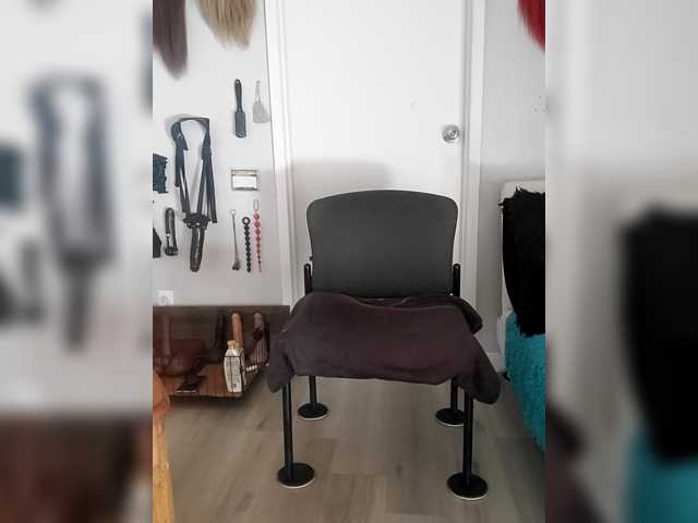 QueenAnitaDix
