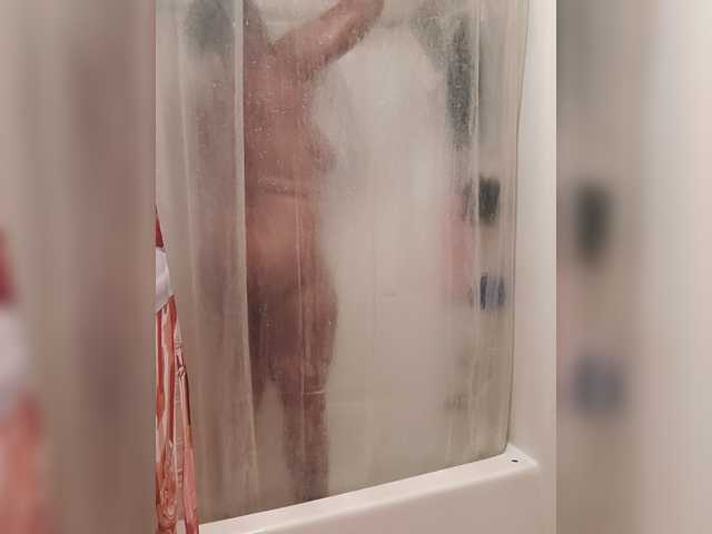 QueenAnitaDix live cam on BongaCams