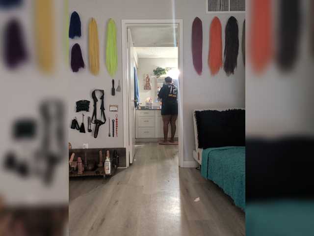 QueenAnitaDix live cam
