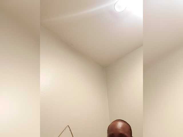 QueenAnitaDix's BongaCams show and profile