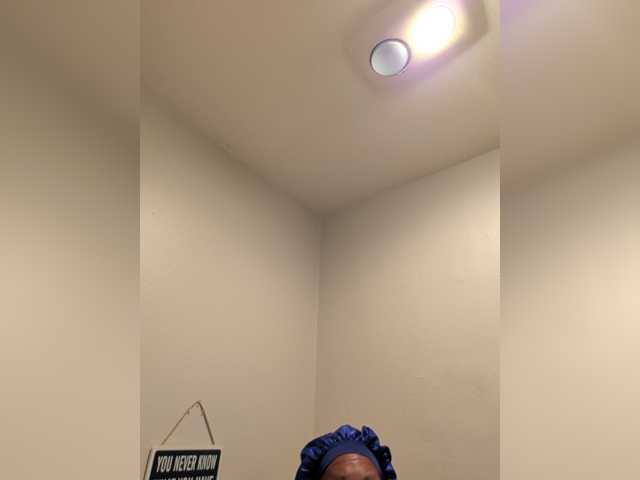 QueenAnitaDix, modelo de webcam