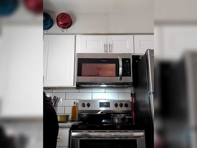 QueenAnitaDix's BongaCams show and profile