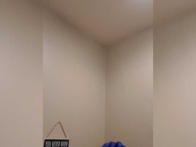 QueenAnitaDix live cam on BongaCams