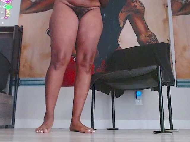 QueenAnitaDix