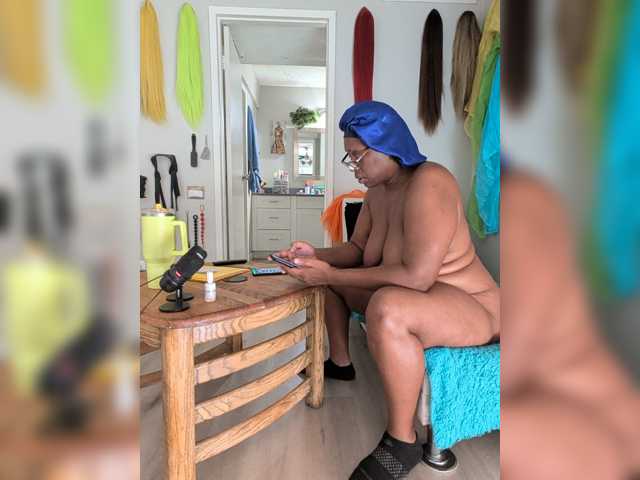 QueenAnitaDix