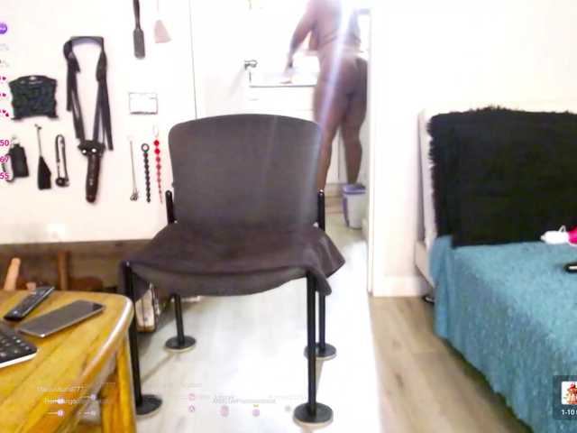 QueenAnitaDix