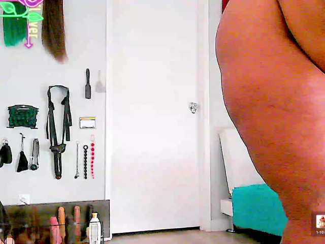 QueenAnitaDix