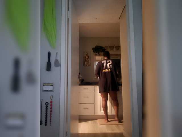 QueenAnitaDix