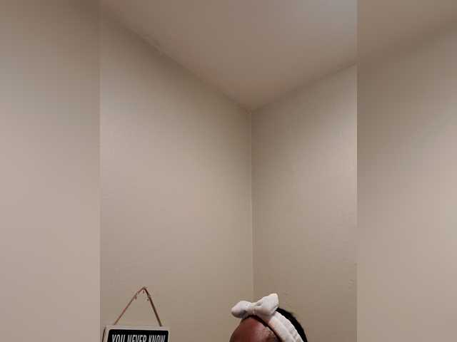QueenAnitaDix