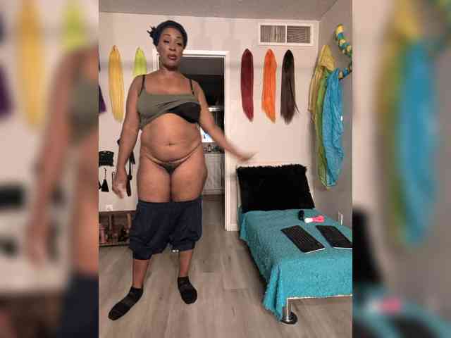 QueenAnitaDix QueenAnitaDix