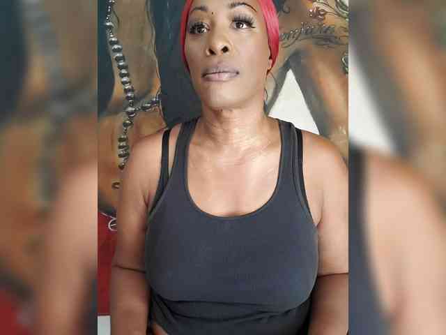 QueenAnitaDix