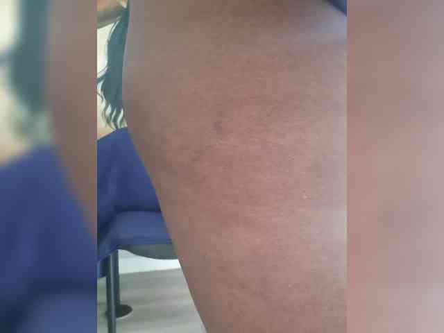 QueenAnitaDix webcam