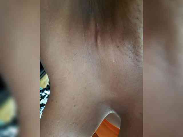 QueenAnitaDix webcam