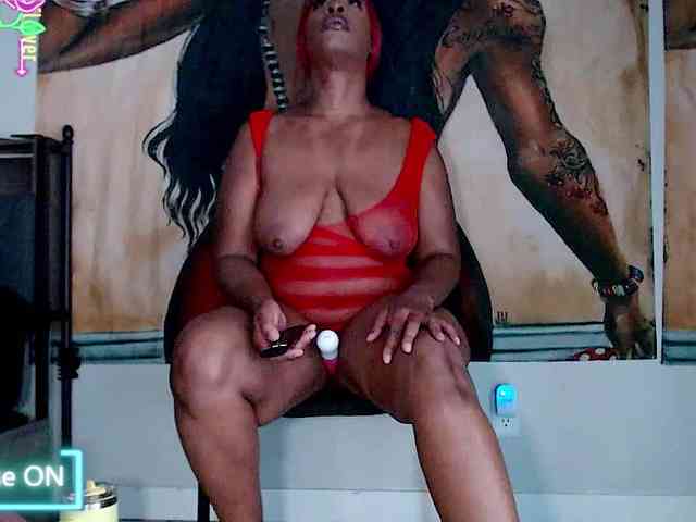 QueenAnitaDix
