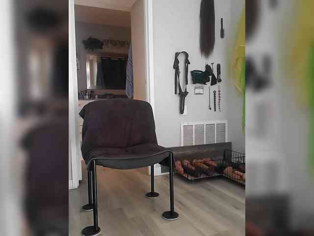 QueenAnitaDix webcam