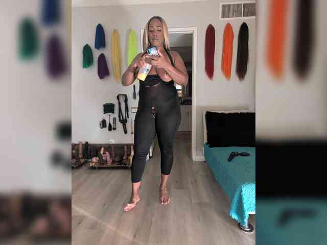 QueenAnitaDix QueenAnitaDix