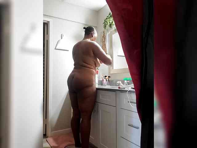 QueenAnitaDix webcam