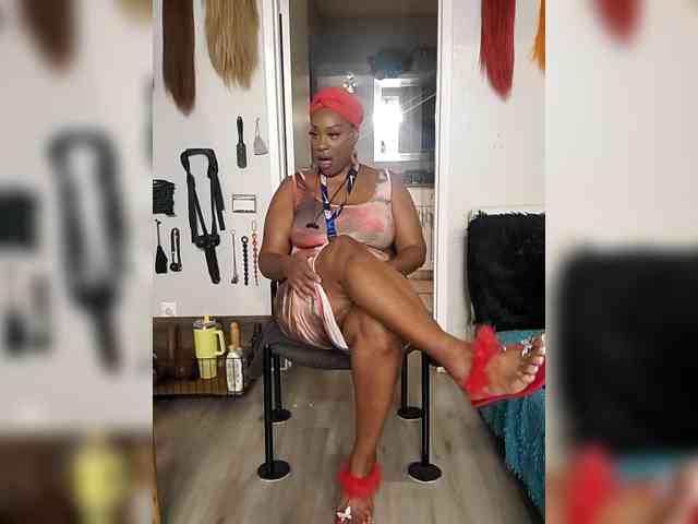 QueenAnitaDix