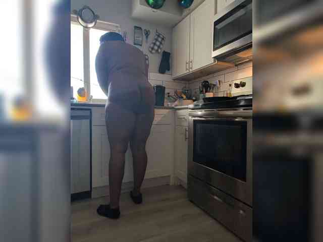 QueenAnitaDix