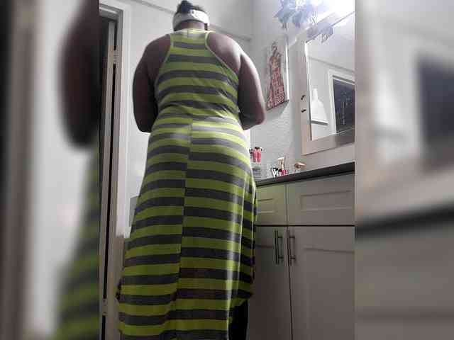 QueenAnitaDix webcam