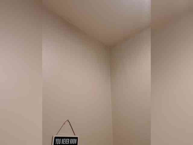 QueenAnitaDix webcam
