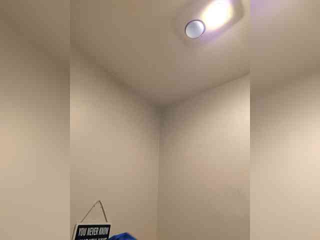 queenanitadix's live room