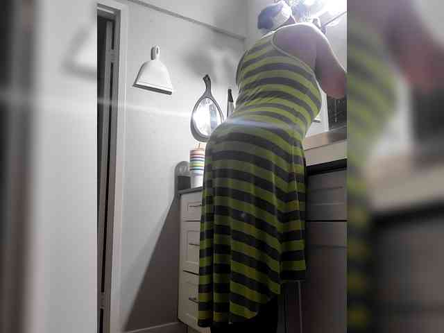 QueenAnitaDix webcam
