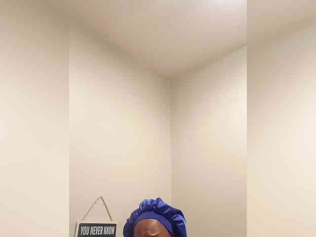 QueenAnitaDix webcam