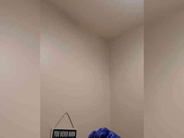 QueenAnitaDix webcam