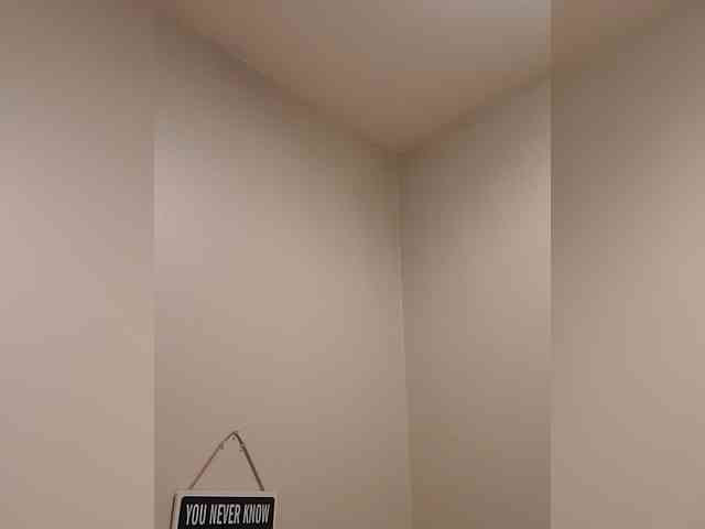 QueenAnitaDix webcam